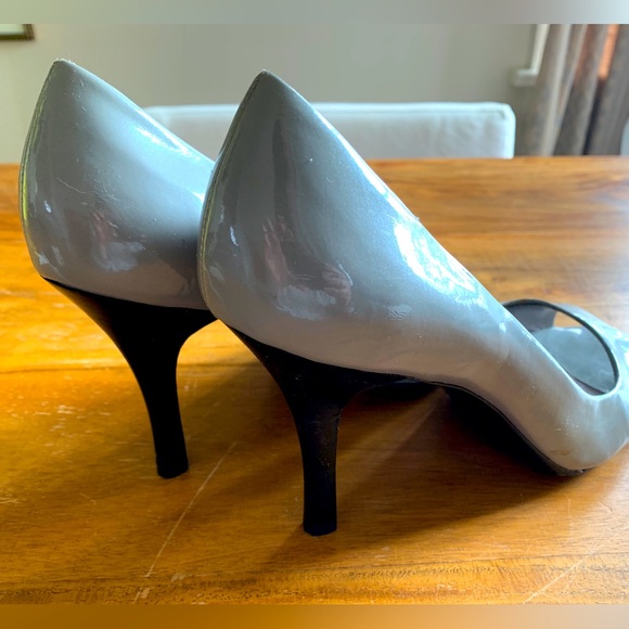 Calvin Klein patent grey open toe heels - Picture 2 of 6